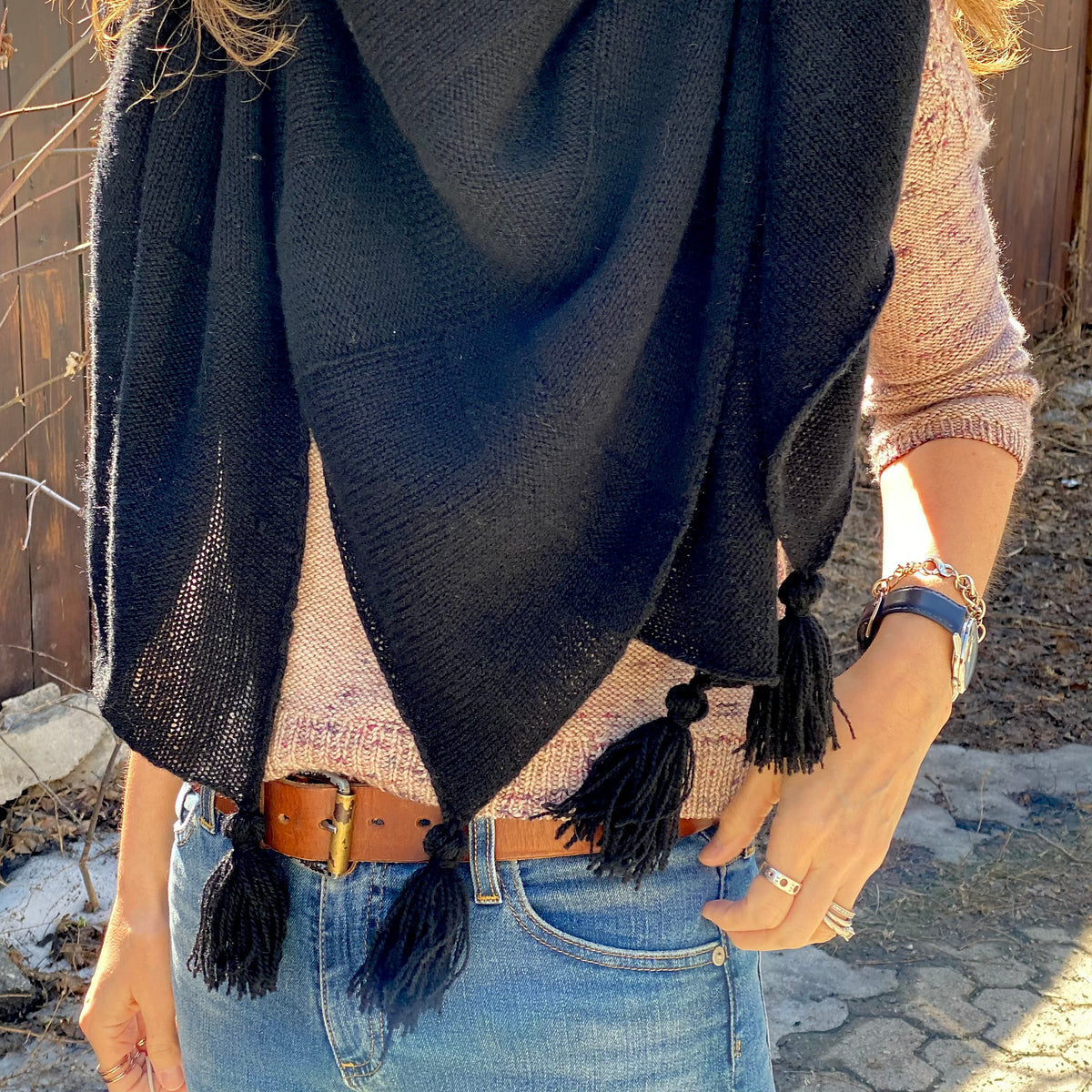 Black Tartan knitting pattern from the 10 Shawls eBook by Espace Tricot