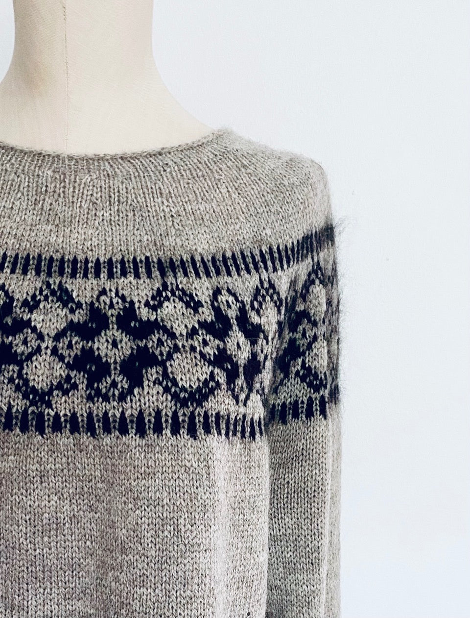 Night Blooms Sweater knitting pattern by Espace Tricot, photo 5
