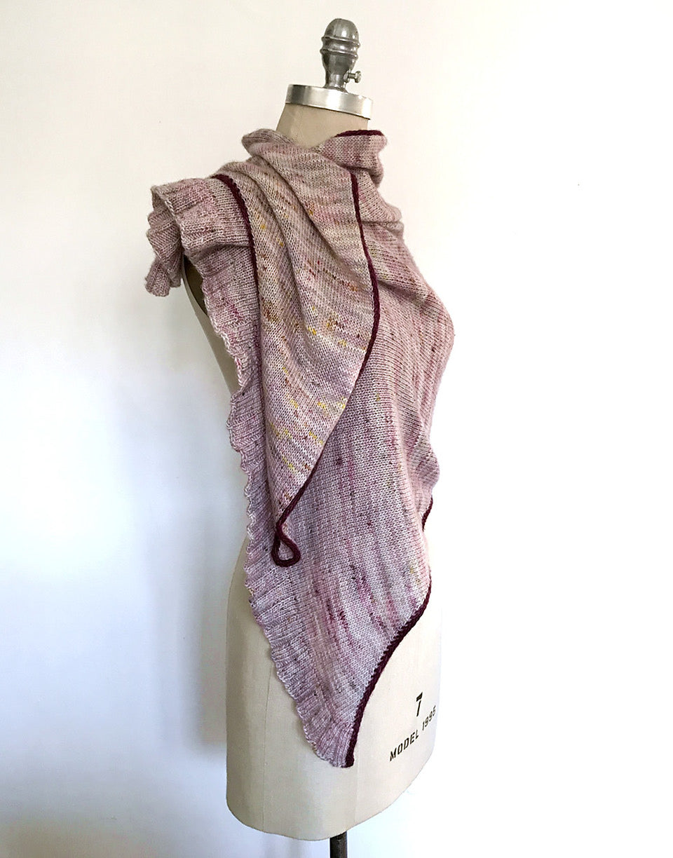La Duca Kick knitting pattern from the 10 Shawls eBook by Espace Tricot