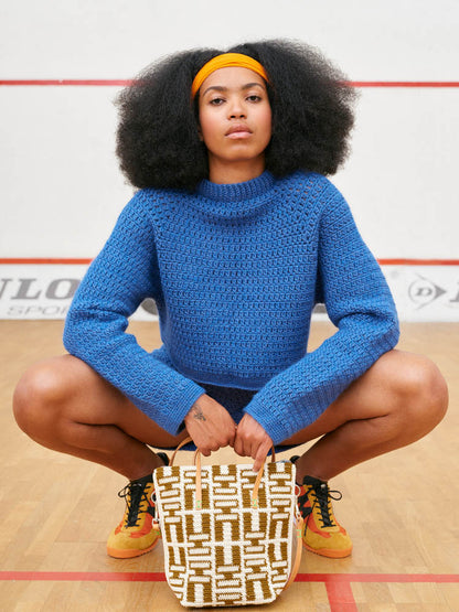 Molla Mills: Hook Out!