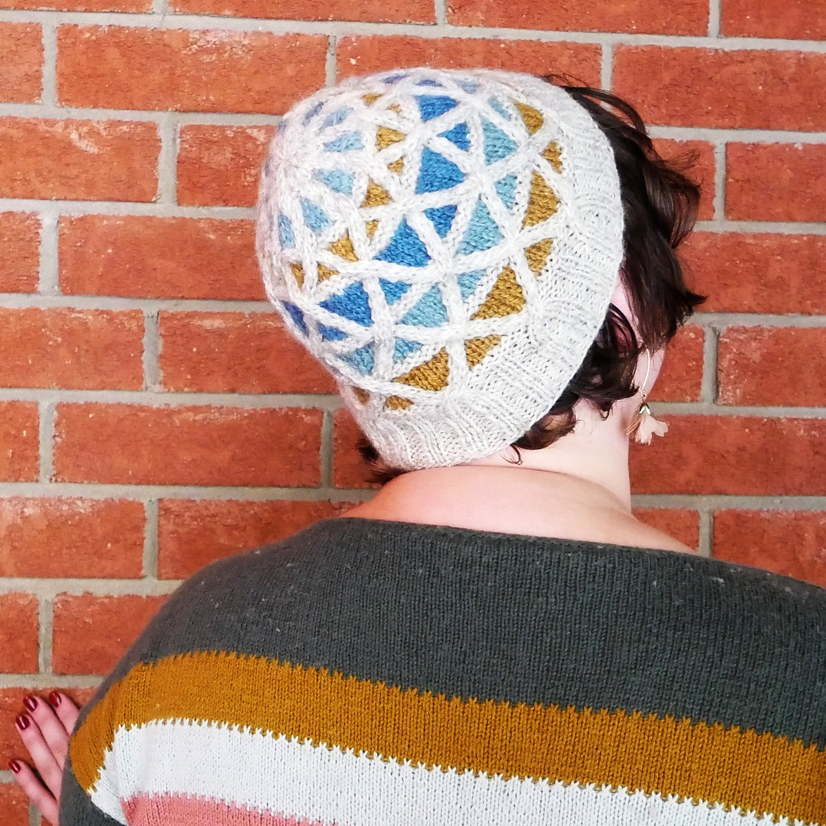 Expo 67 Hat knitting pattern from the Expo 67 eBook by Espace Tricot
