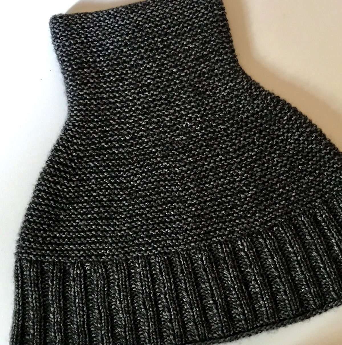 Getting Warmer knitting pattern by Espace Tricot, photo 4