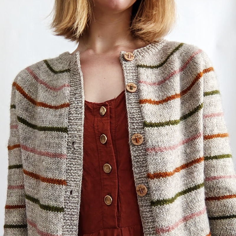 Livresque Cardigan knitting pattern by Espace Tricot, photo 1