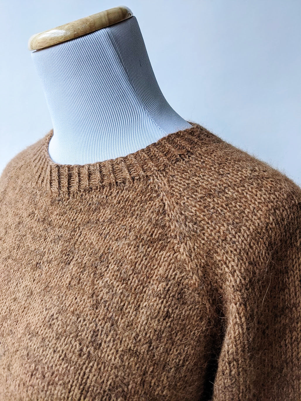 Gingerbread Sweater knitting pattern by Espace Tricot, photo 6