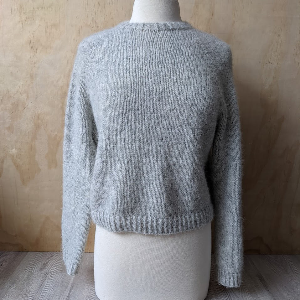 Warm-up Sweater knitting pattern by Espace Tricot, photo 5
