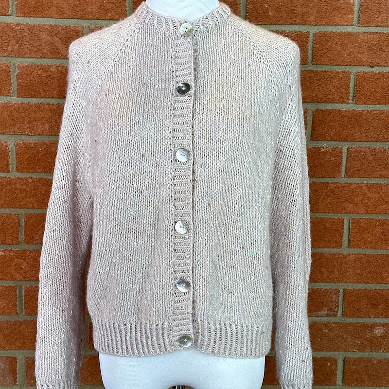 Warm-up Cardi knitting pattern by Espace Tricot, photo 5